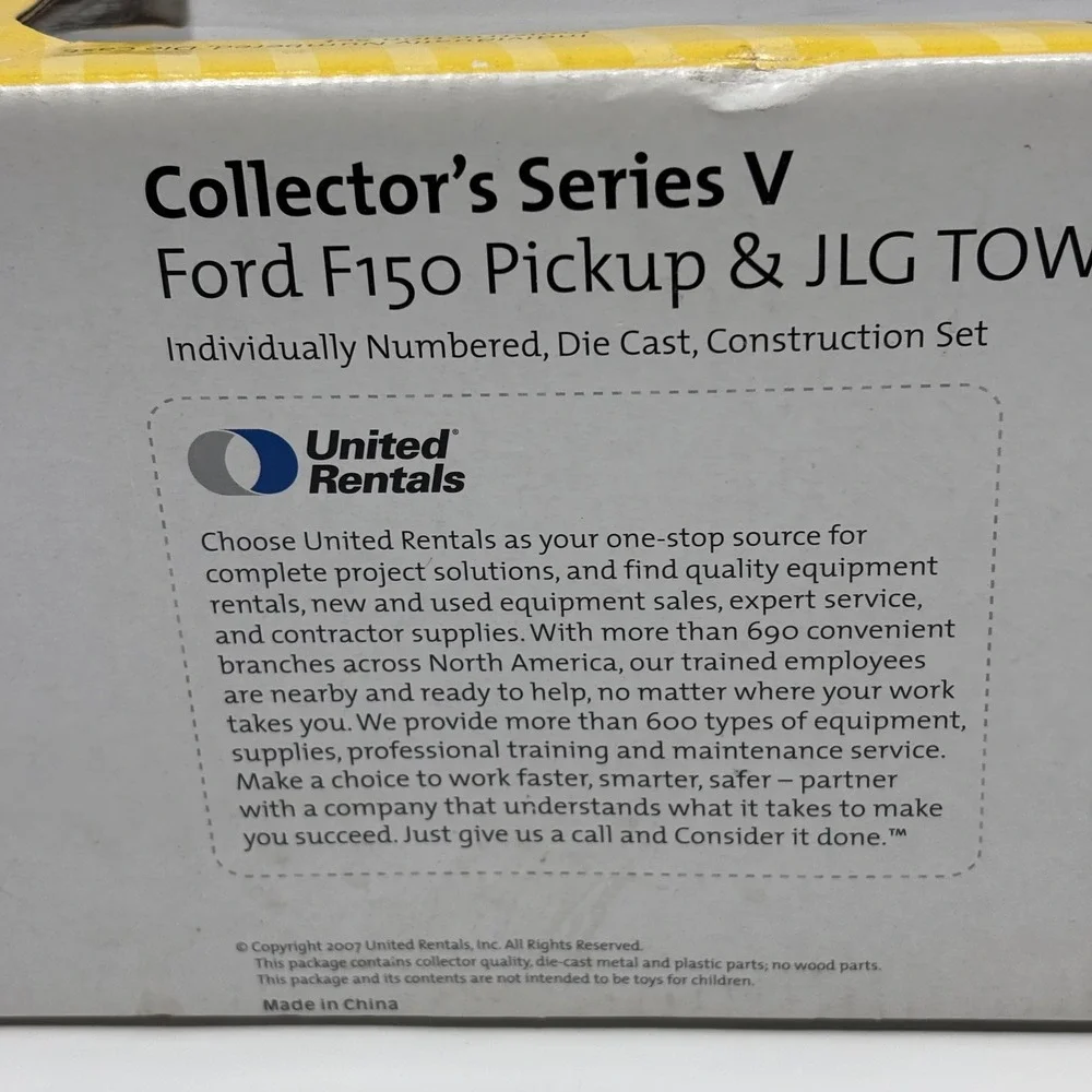 United Rentals Collector Series V Ford F150‎ Pickup & JLG TOW-PRO T350 Boom Lift